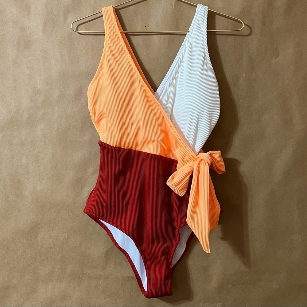 Cupshe | NWT Colorblock Wrap Side Tie One Piece Swimsuit Size M